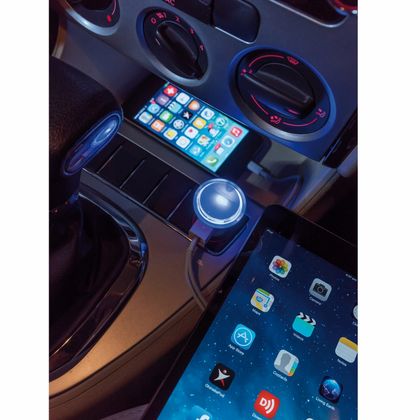 Зарядное устройство "P302.274" авто+USB, выход 5V/2.1А, белый/синий