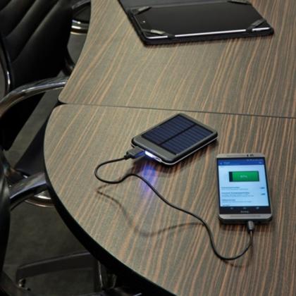 Зарядное устройство (аккумулятор) Power Bank "Philadelphia" 4000, солнечный, карт. упак., черный