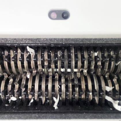 Уничтожитель Office Kit S210N 3.9x38 (P-4, 3.9х38 мм, 16 лист., 35литров)