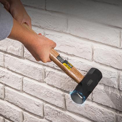 Кувалда Deli YS DL5204 1.8 кг, деревянная рукоятка